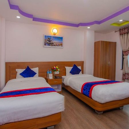 Hotel Maheshwor Pashupatinath ภายนอก รูปภาพ