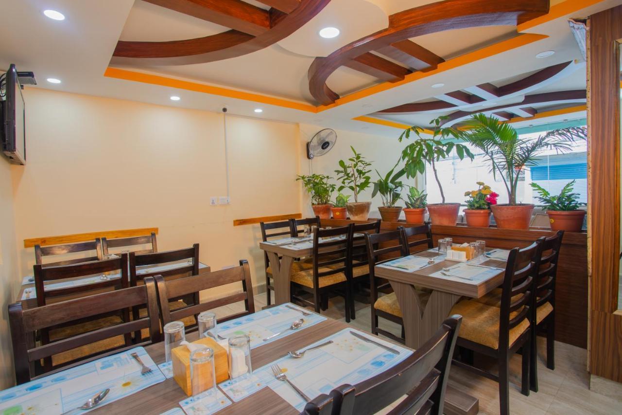 Hotel Maheshwor Pashupatinath ภายนอก รูปภาพ